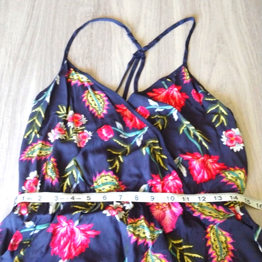 Flower patterned romper - Picture 2 of 3